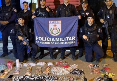 Sete pessoas são presas e dois menores apreendidos durante ação contra o tráfico em Itaperuna