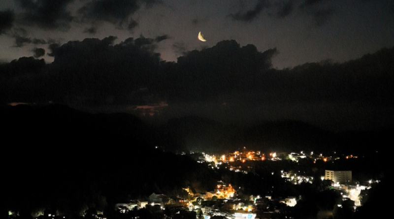 Vocês viram a Lua Nova hoje no céu de Natividade?