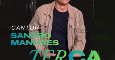 Feriado de Tiradentes tem música ao vivo com Sandro Manhães no CLEN