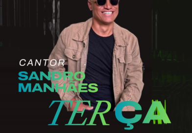 Feriado de Tiradentes tem música ao vivo com Sandro Manhães no CLEN