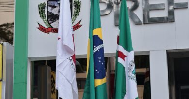 Veja os melhores momentos do Desfile Cívico dos 174 anos de emancipação de Tombos