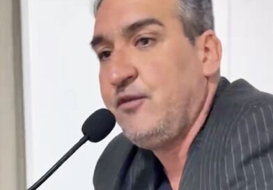 Presidente da Câmara de Natividade, Mosquinha, afirma estar sendo perseguido pelo prefeito do município