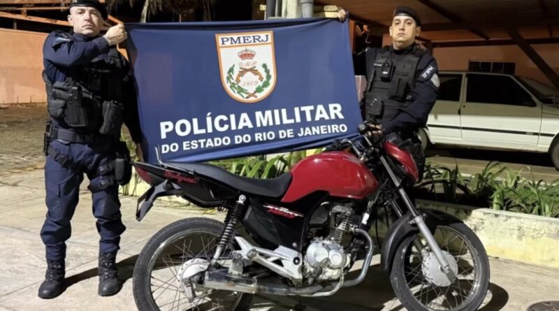 Motocicleta é apreendida com escapamento irregular em Natividade