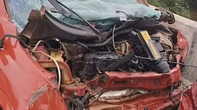 Morador de Natividade morre após colisão entre carro e carreta na BR-356, em Itaperuna